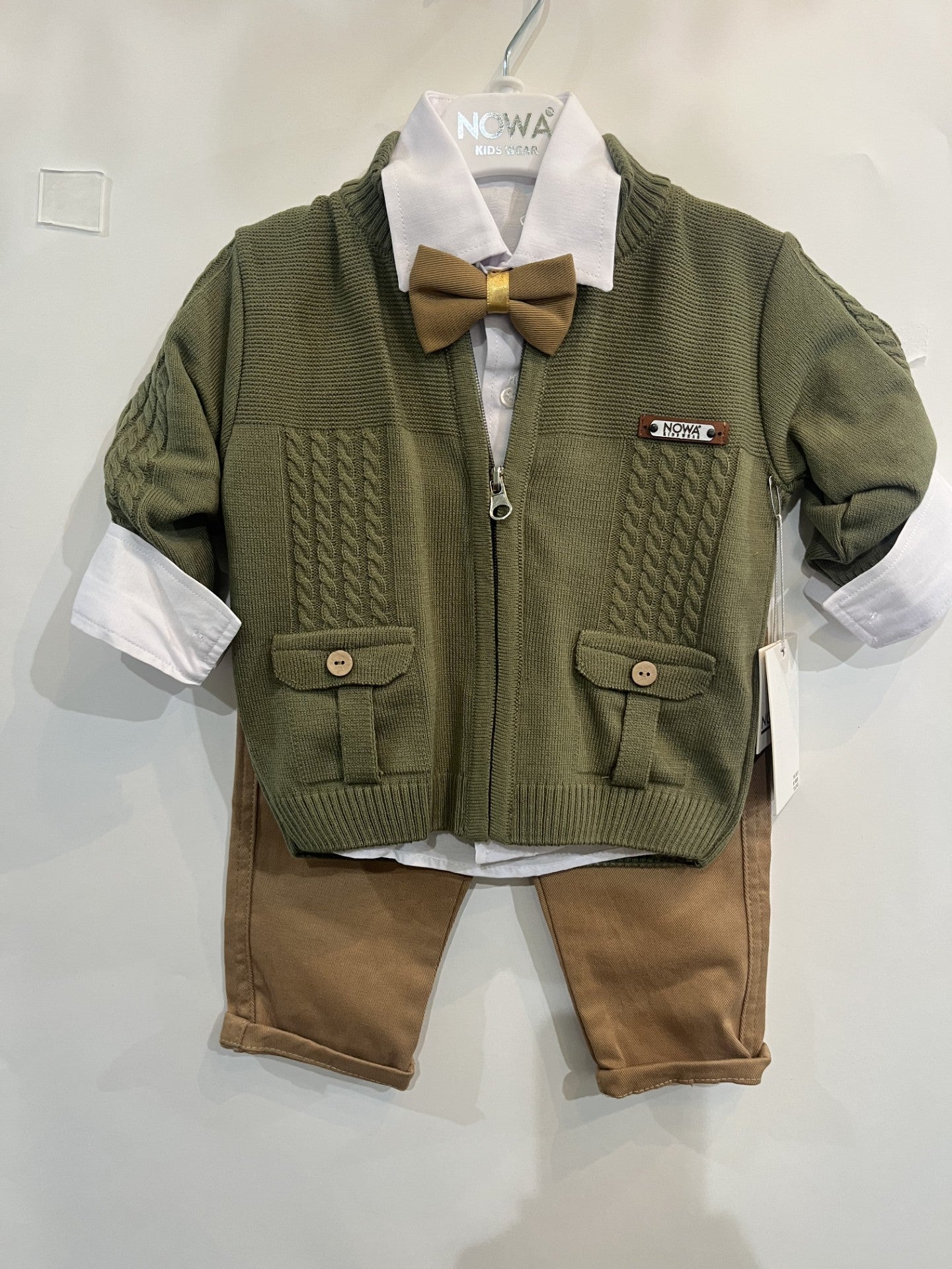 Ensemble Élégant style (gentleman) vert, beige, blanc et moutarde 4 pièces