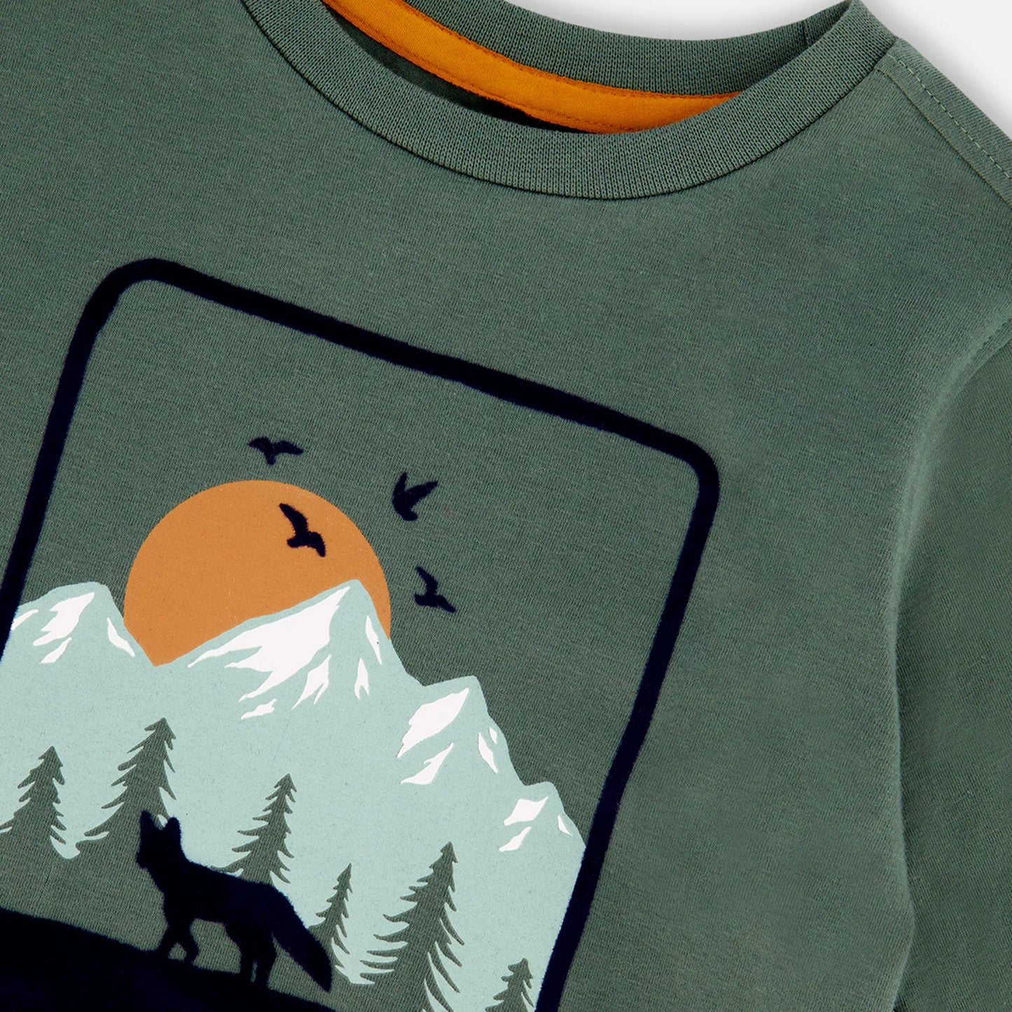 Tee-shirt en jersey couleur vert imprimé nature