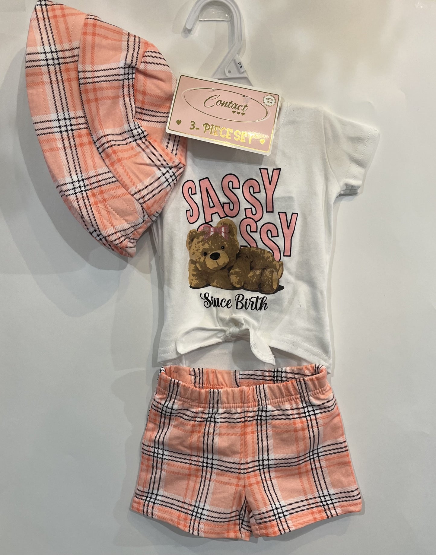 Ensemble 3 pièces pour fille t-shirt a noeud blanc imprimé ourson short et chapeau bob a carreaux