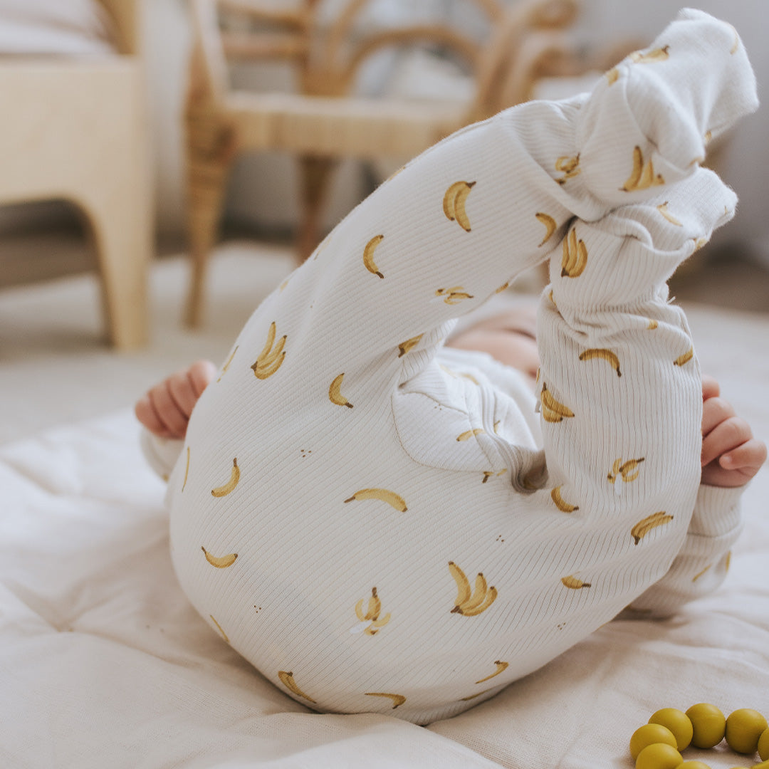 Dormeuse côtelé crème à imprimé bananes