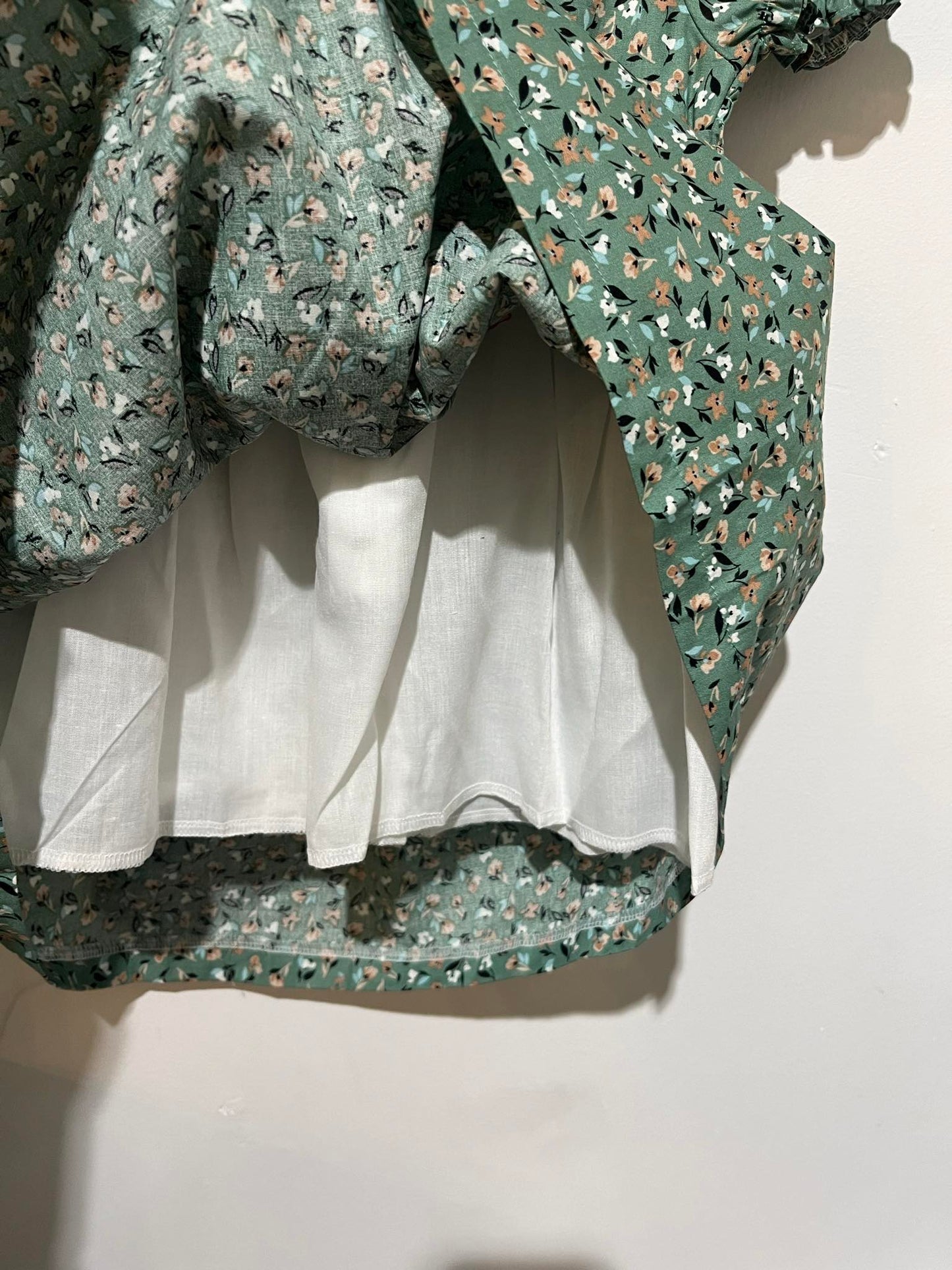 Robe verte bouffante avec jupon