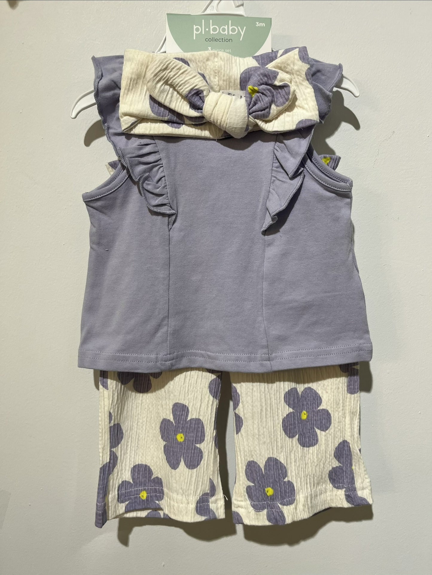 Ensemble trois pièces pour bébé fille de couleur lilas et blanc