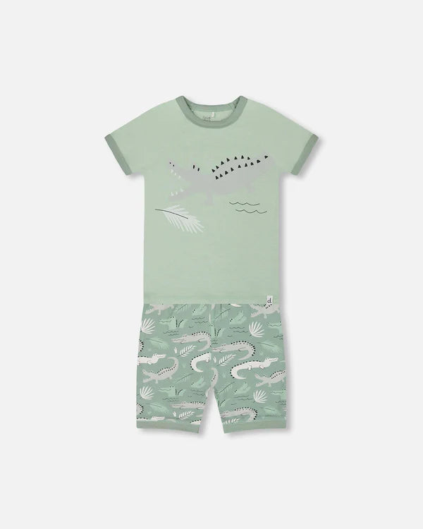 Pyjama deux pièces manches courtes et short imprimés crocodiles sauge