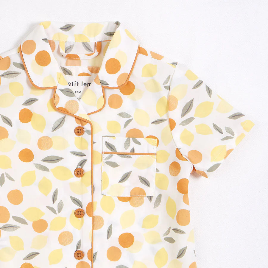 Ensemble pyjama blanc cassé à imprimés d'agrumes