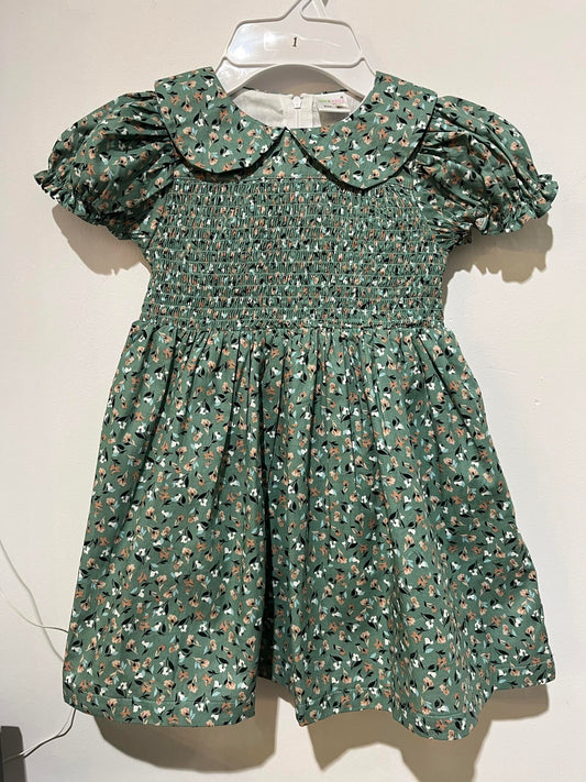 Robe verte bouffante avec jupon