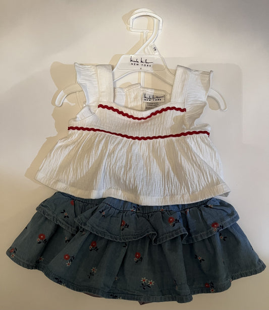Ensemble deux morceaux-Camisole et jupe-short style denim bleu pale avec un imprimé petites fleurs
