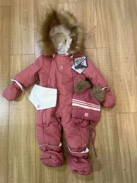 Combinaison de neige Blizz à capuche 1 pièce pour bébé avec accessoires (Vieux rose) et (Mauve et lilas)