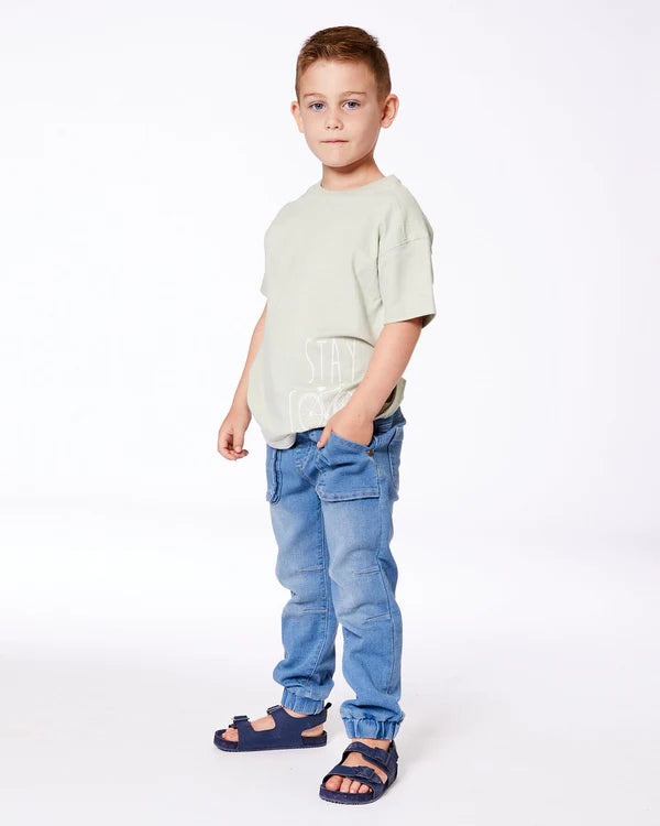 Pantalon à coupe jogger en denim extensible bleu