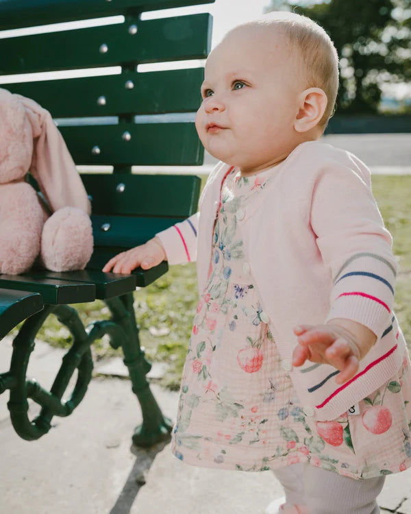 Cardigan boutonné avec rayures en tricot de coton rose pâle