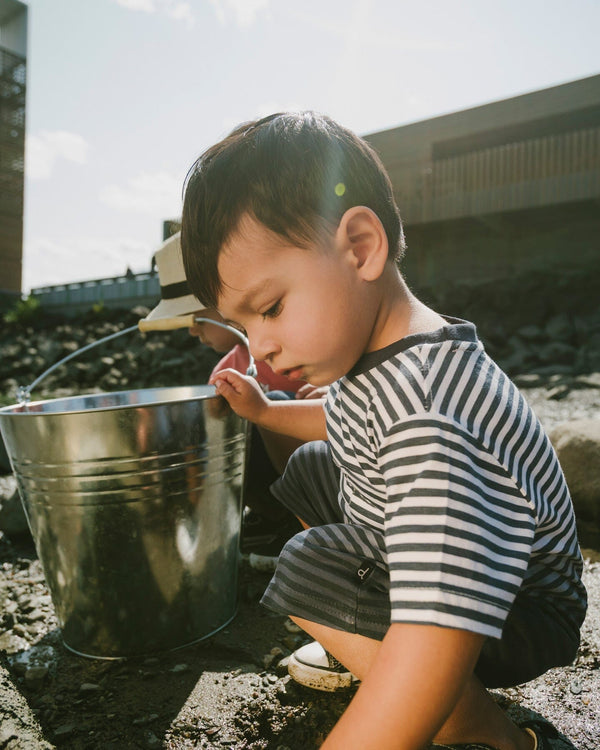 T-shirt manches courtes en coton biologique bleu dégradé à rayures