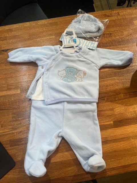 ensemble bébé 4 mcx bleu pale (pantalon, t-shirt, veste, bonnet)