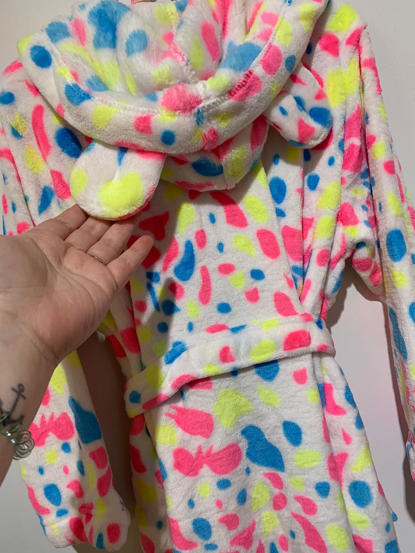 Robe de chambre tacheté de couleur